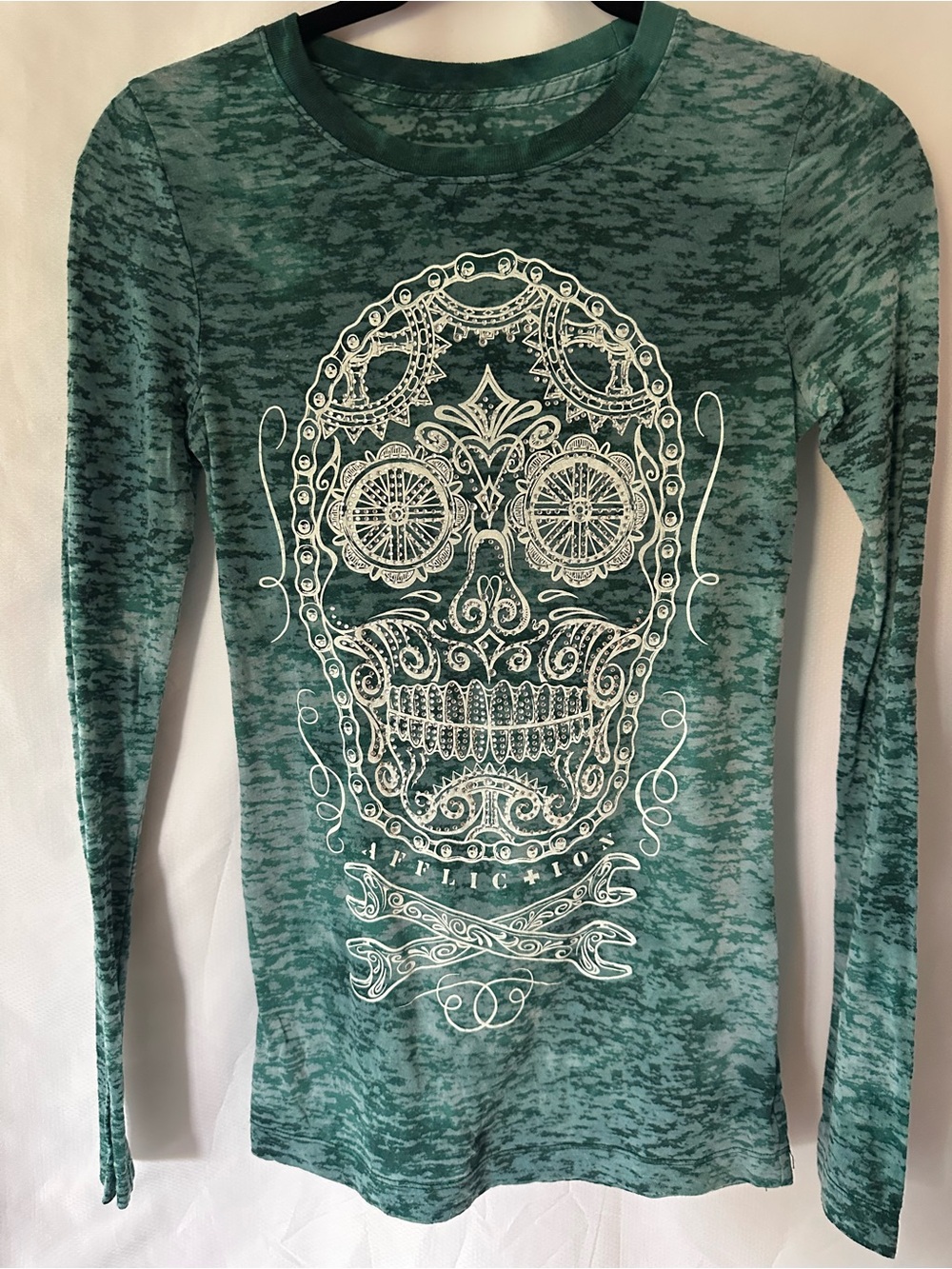 Affliction Sugar Skull Burnout Long Sleeve Tee Green Graphic Women’s Small